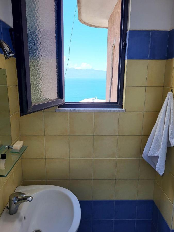 Hotel Vive Mare Sarandë Exteriér fotografie